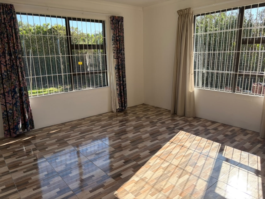2 Bedroom Property for Sale in Bathurst Eastern Cape